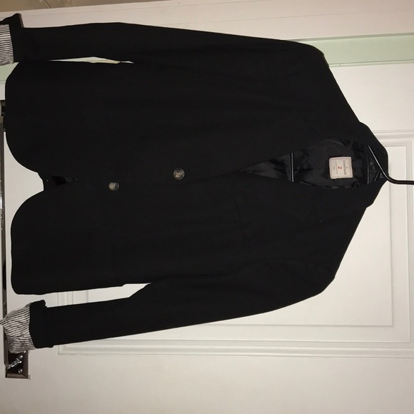 GAP Jackets & Blazers - Gap blazer size 2